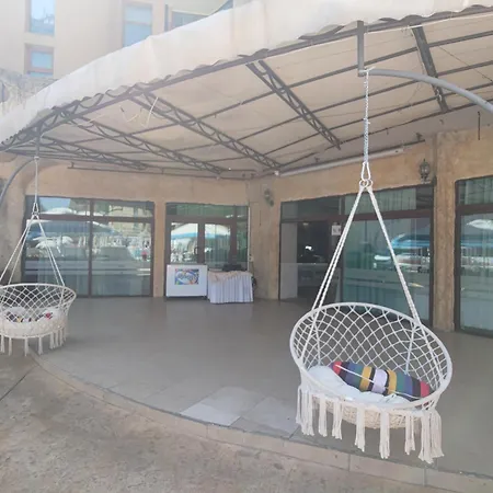 Apartament Grenada.suite.tonight.1 Bedroom.pool View.300m To *